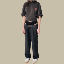 Load image into Gallery viewer, Burberry pants 30
